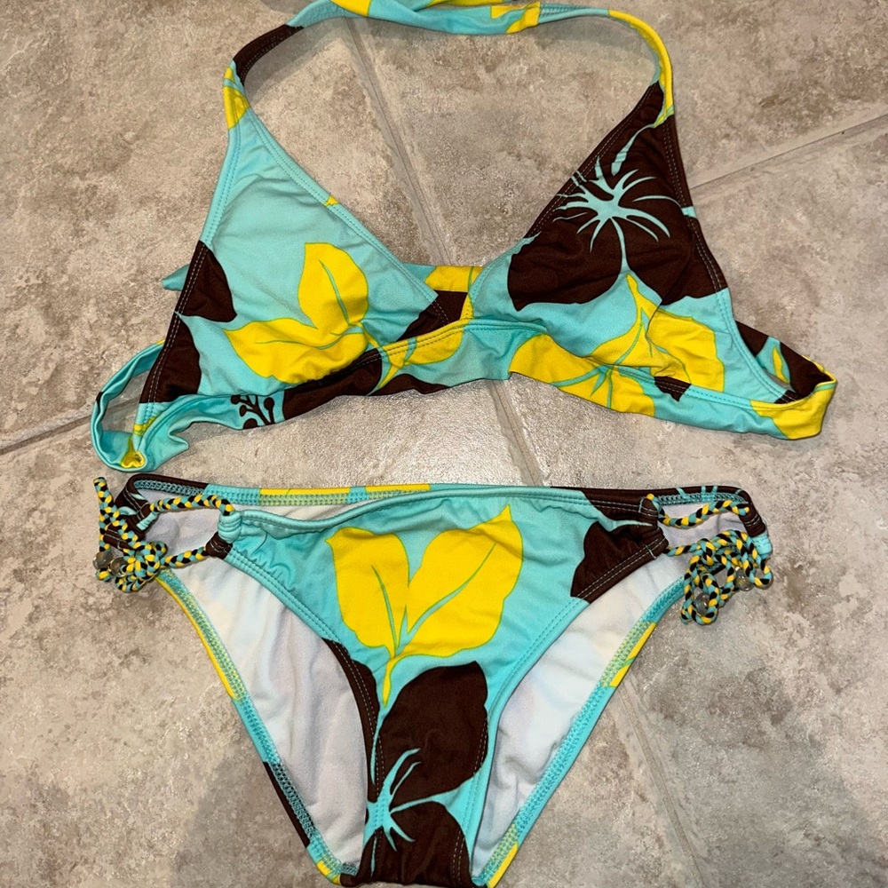 Bikini bathing suit